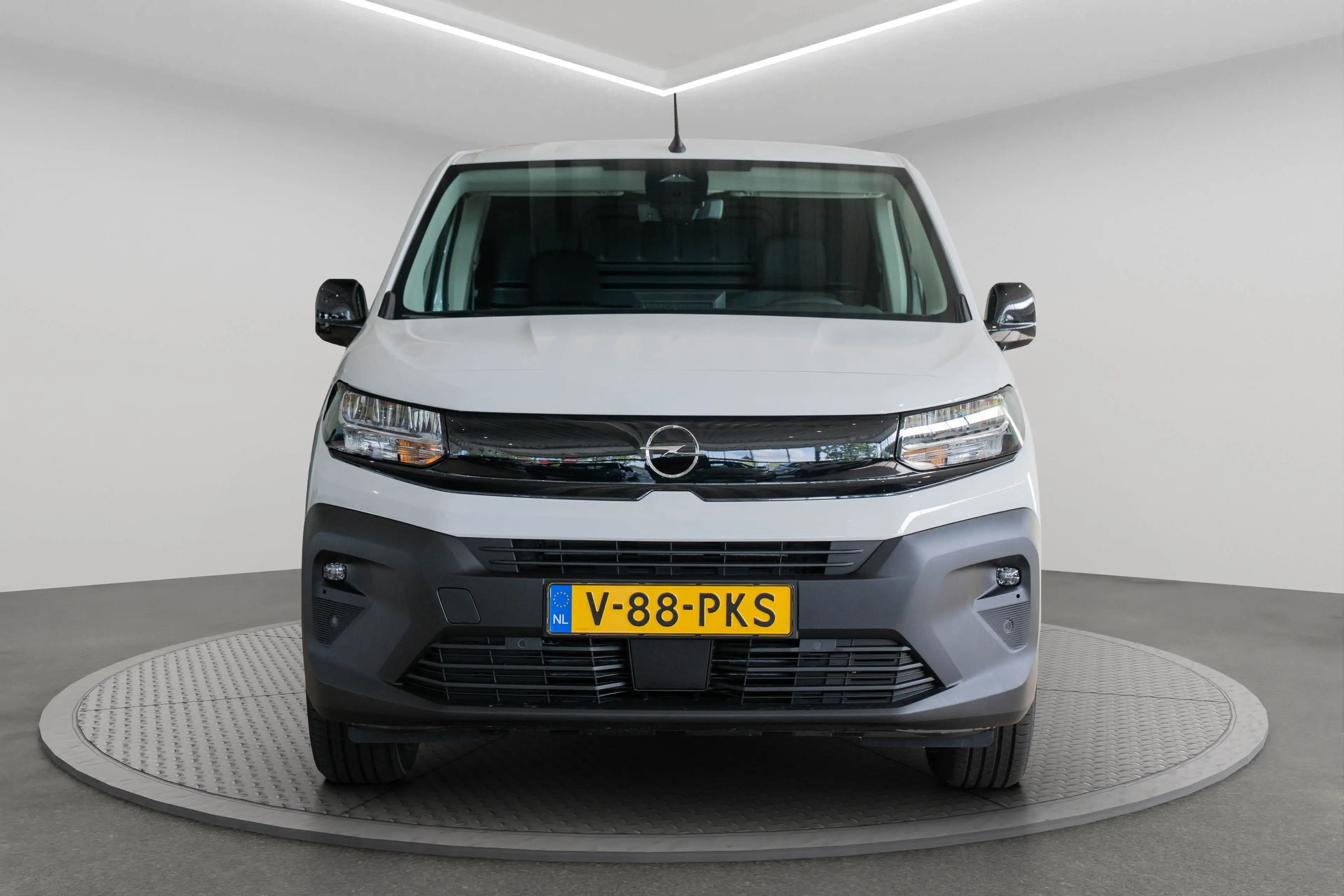 Opel Combo-e Electric 136 L2 50kWh | Warmtepomp | Climate Contr — photo 3