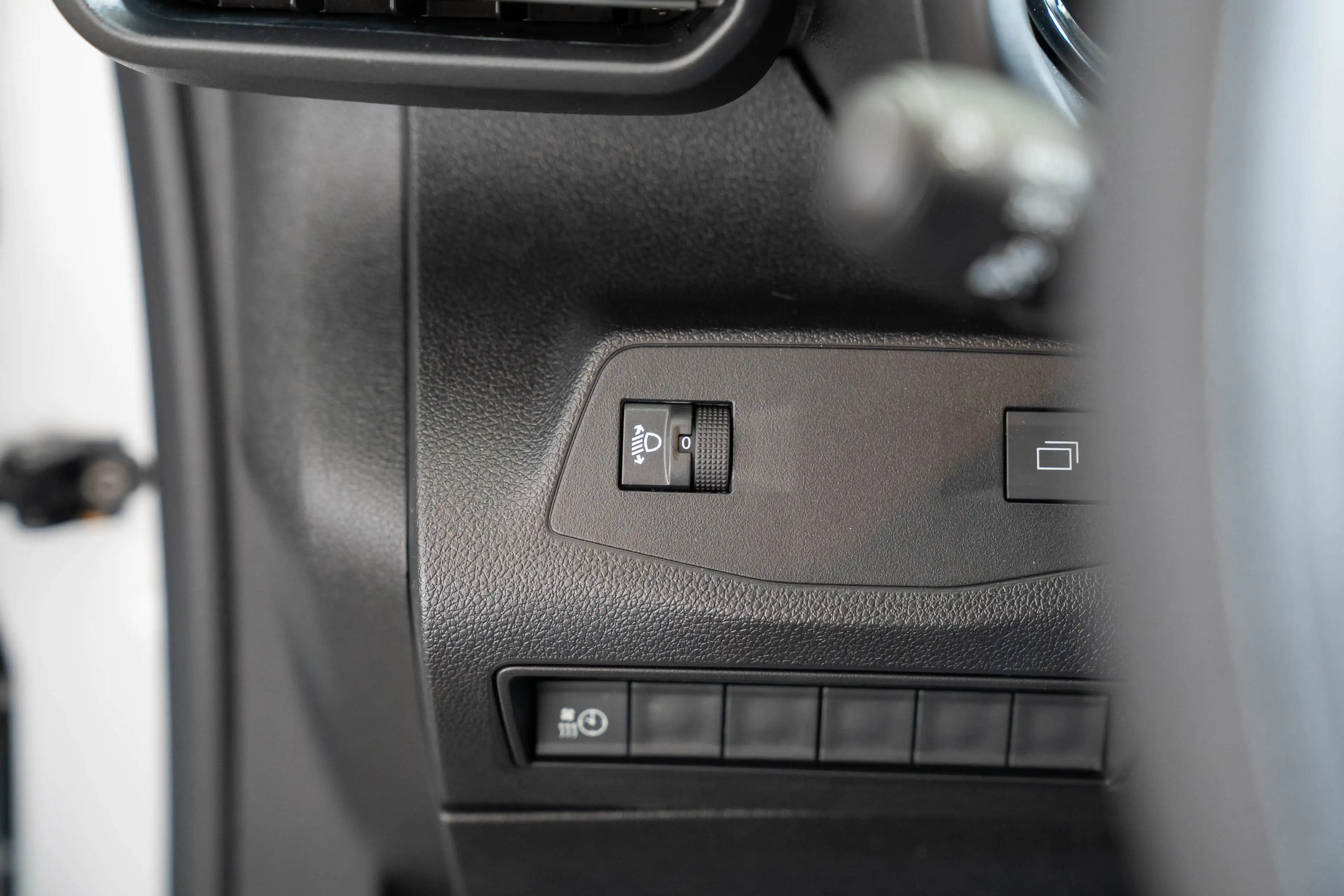 Opel Combo-e Electric 136 L2 50kWh | Warmtepomp | Climate Contr — photo 17