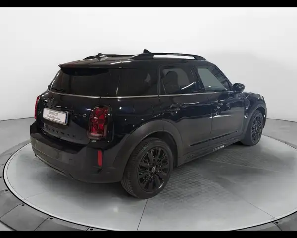 MINI Countryman view 6
