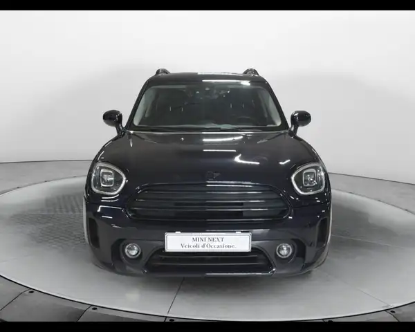 MINI Countryman view 3