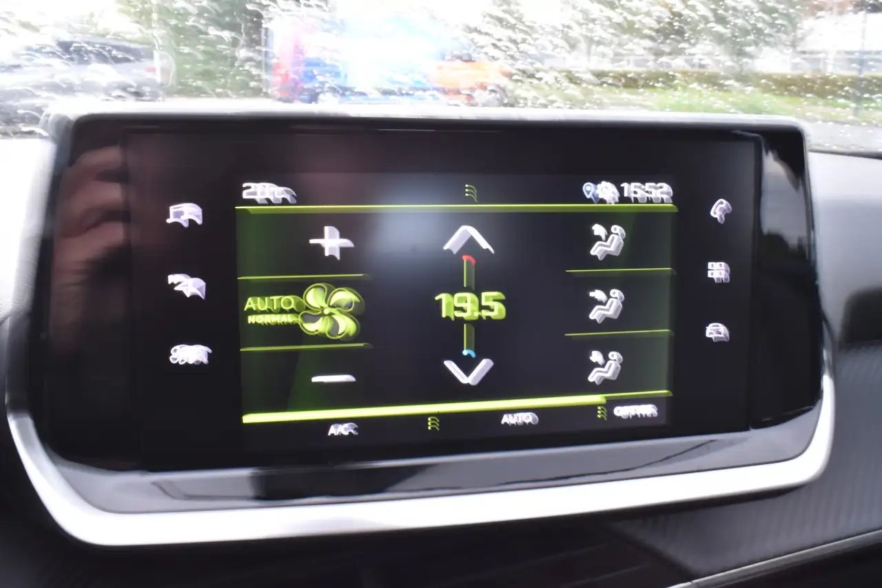 Peugeot 2008 PureTech 110 Allure Carplay Keyless Trekhaak, миниатюра 16