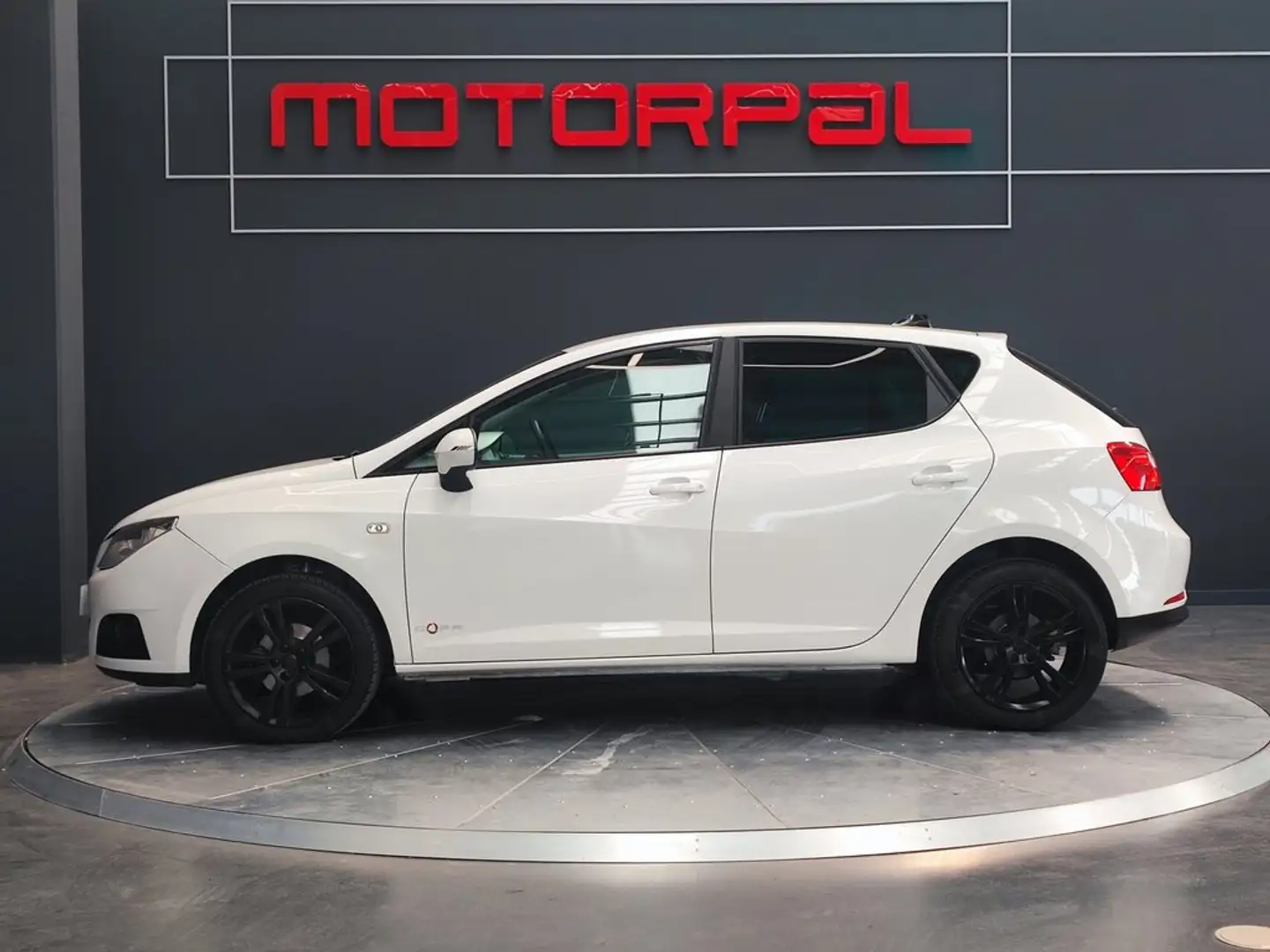 SEAT Ibiza 1.6 TDI 105cv Style Blanco - 2