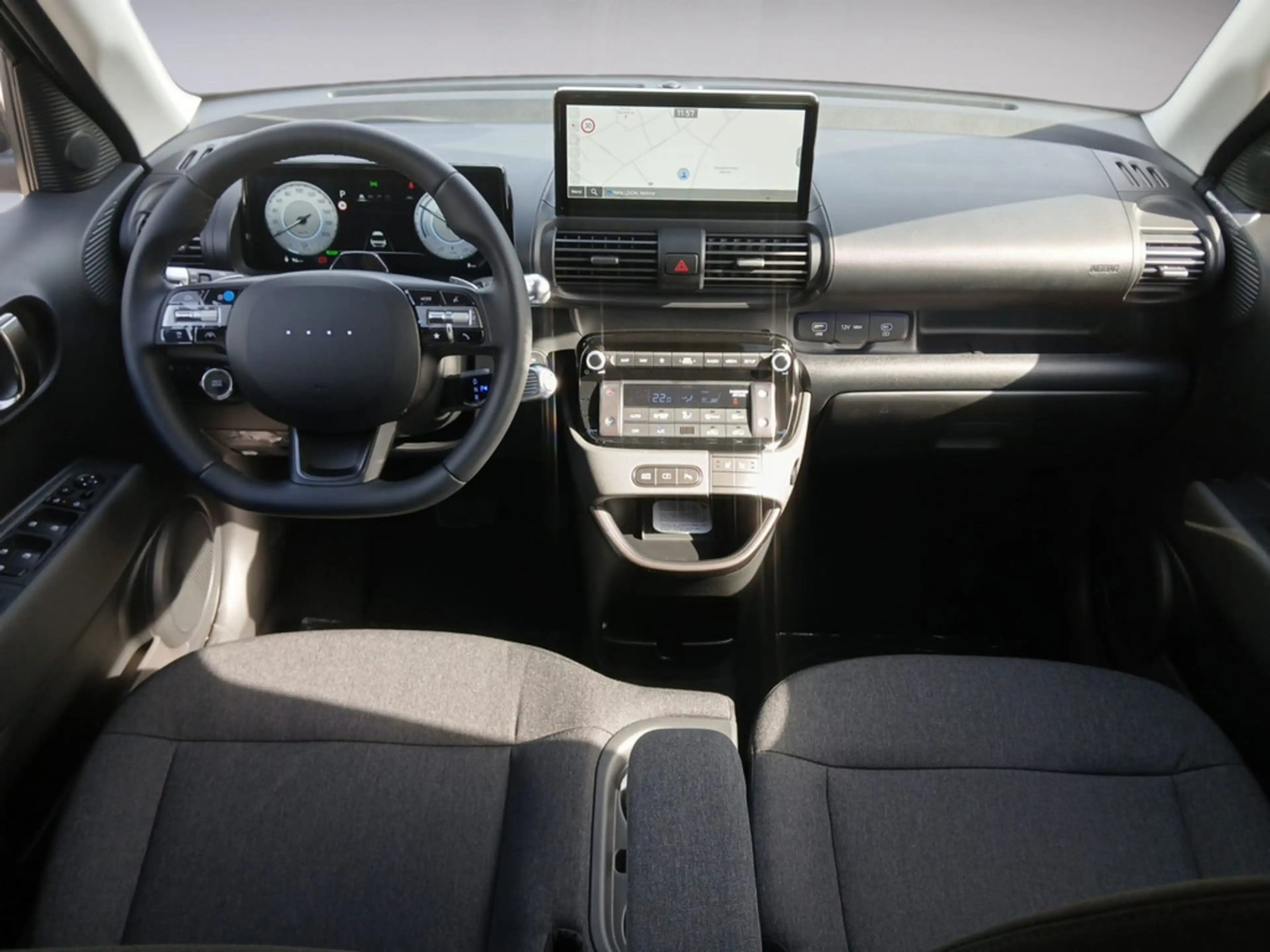 Hyundai Inster Prime Elektro 49kWh NAVI ACC LED 360° — photo 11