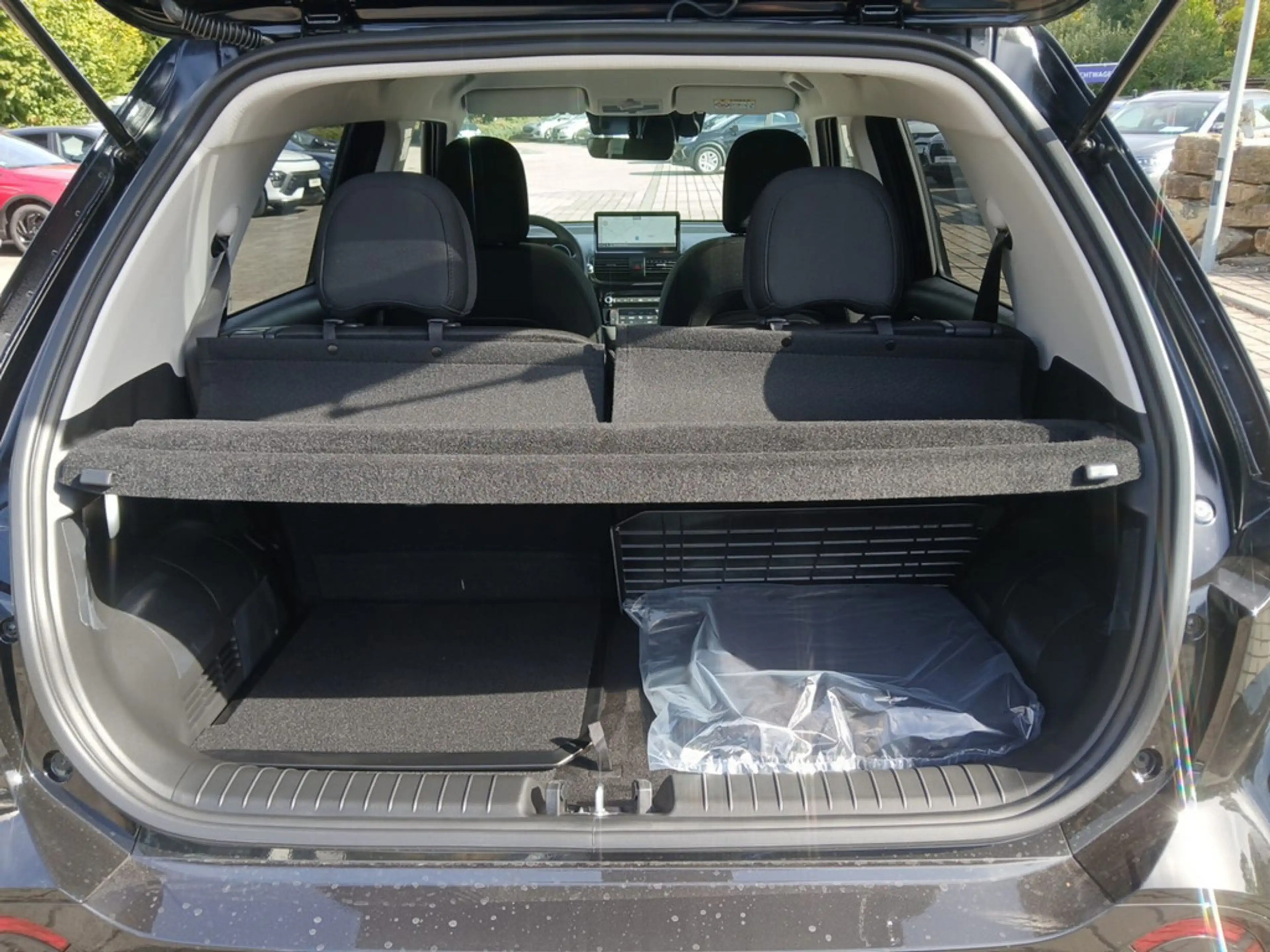 Hyundai Inster Prime Elektro 49kWh NAVI ACC LED 360° — photo 12