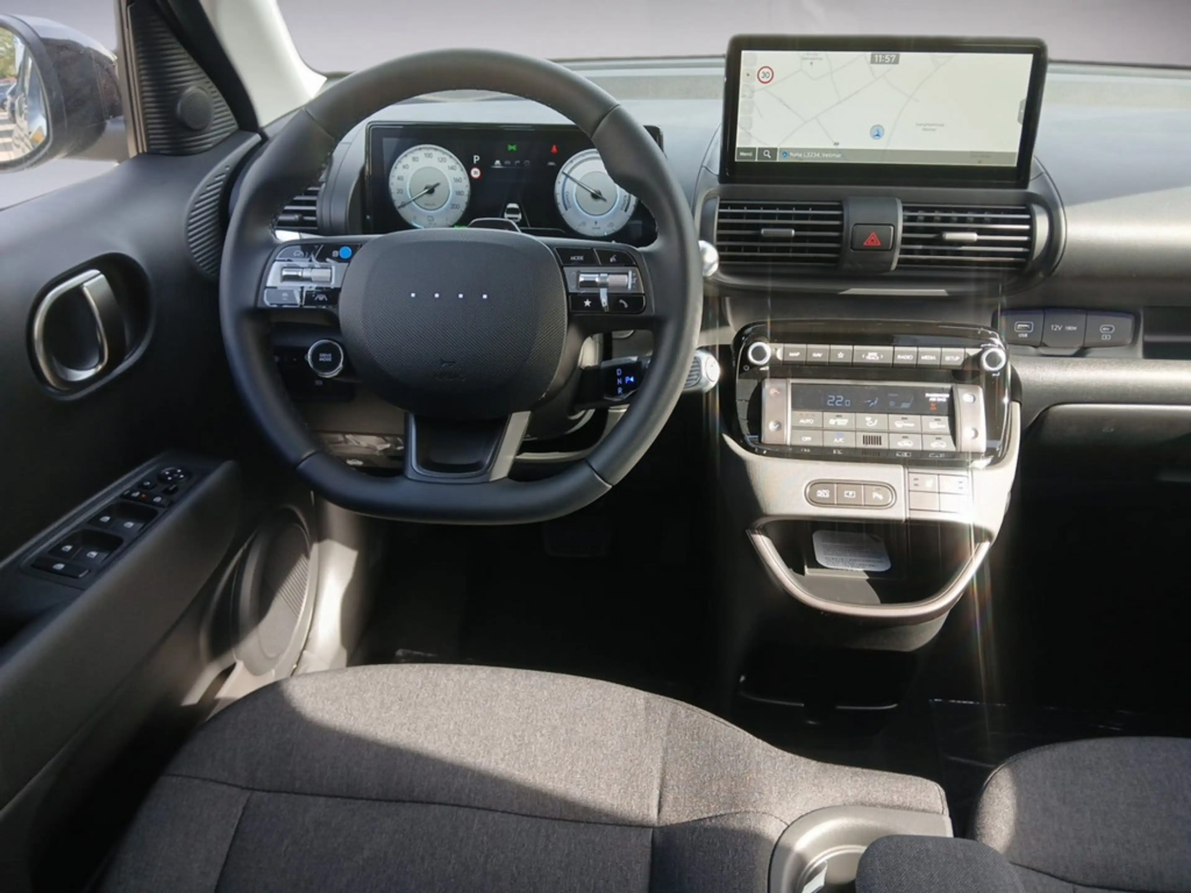Hyundai Inster Prime Elektro 49kWh NAVI ACC LED 360° — photo 10