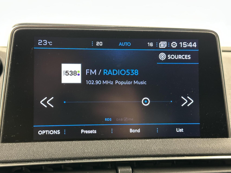 Peugeot 5008 1.6 e-THP GT-Line PANORAMADAK-CAMERA-7 ZITS — photo 44