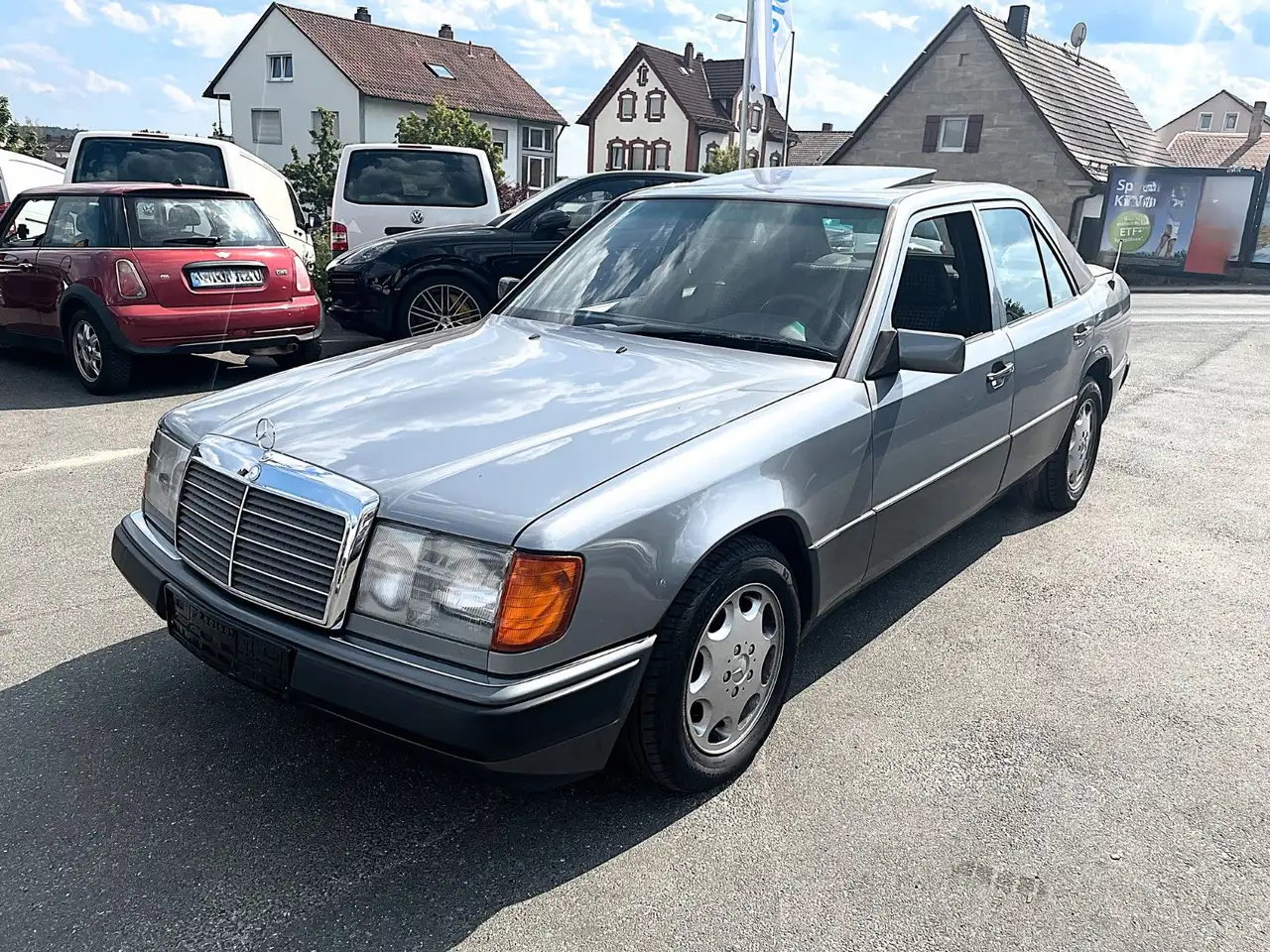 Mercedes-Benz 230 E/AUTOMATIK/SPORTLINE-SITZE/EL.FENSTER/SERVOL, foto 4