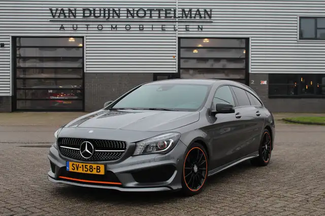 Mercedes-Benz CLA 180 Shooting Brake OrangeArt Edition / AMG / Stoelverw
