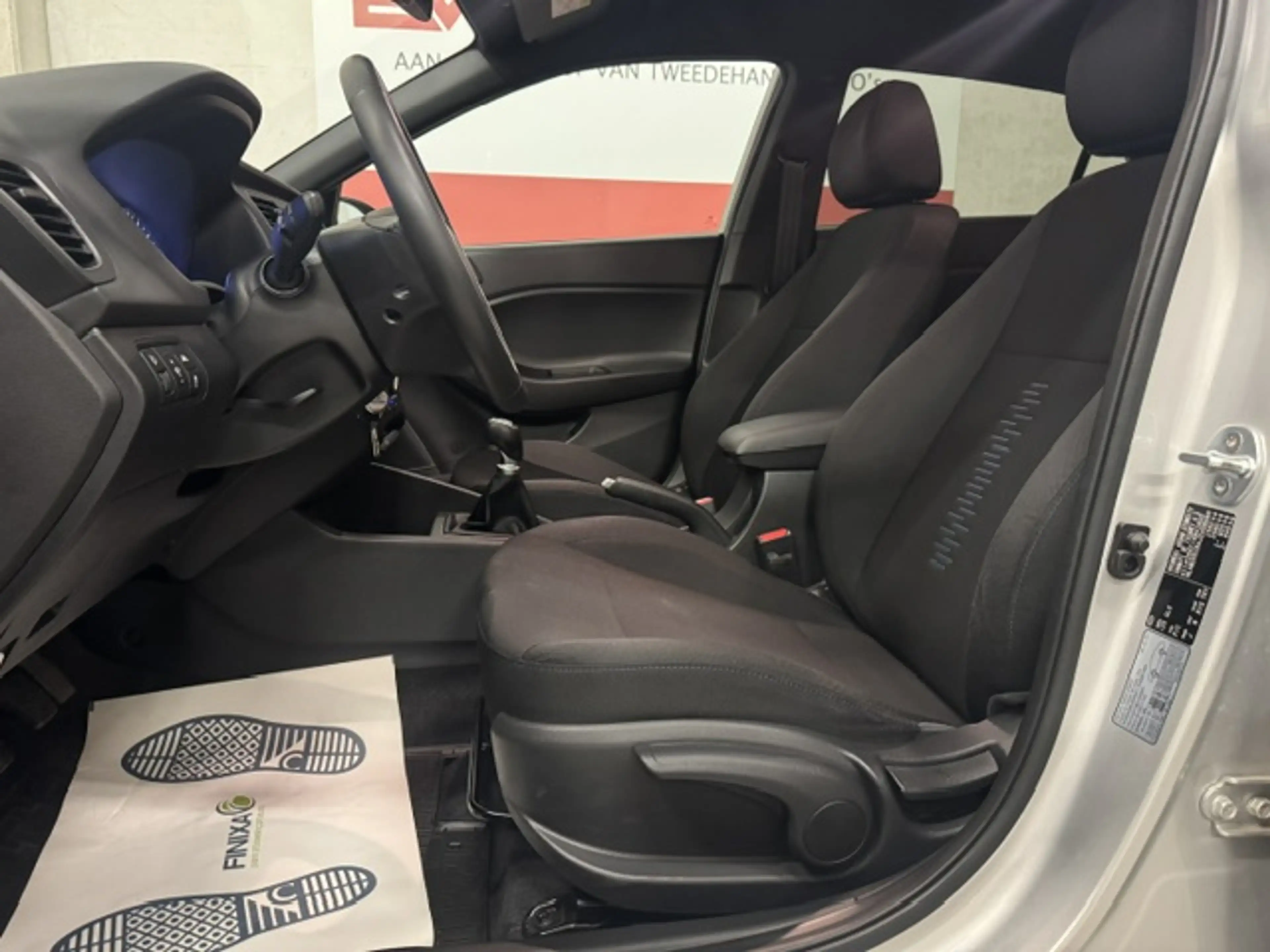 Hyundai i20 1.2i Benzine GO! Airco-Camera-Lane Assist-GPS-Cruise-1St eig... + Garantie — photo 14