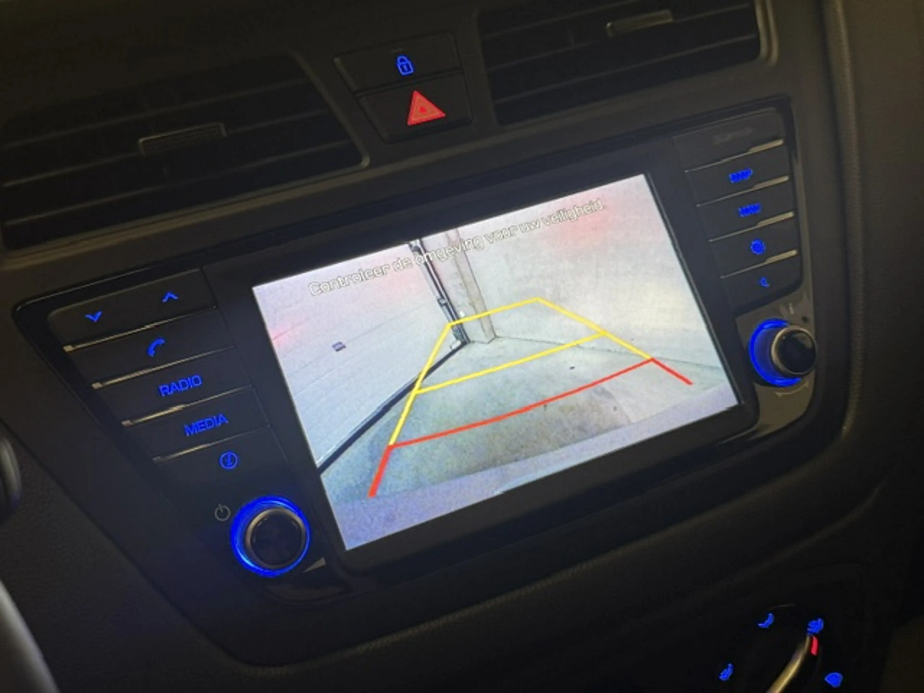 Hyundai i20 1.2i Benzine GO! Airco-Camera-Lane Assist-GPS-Cruise-1St eig... + Garantie — photo 13