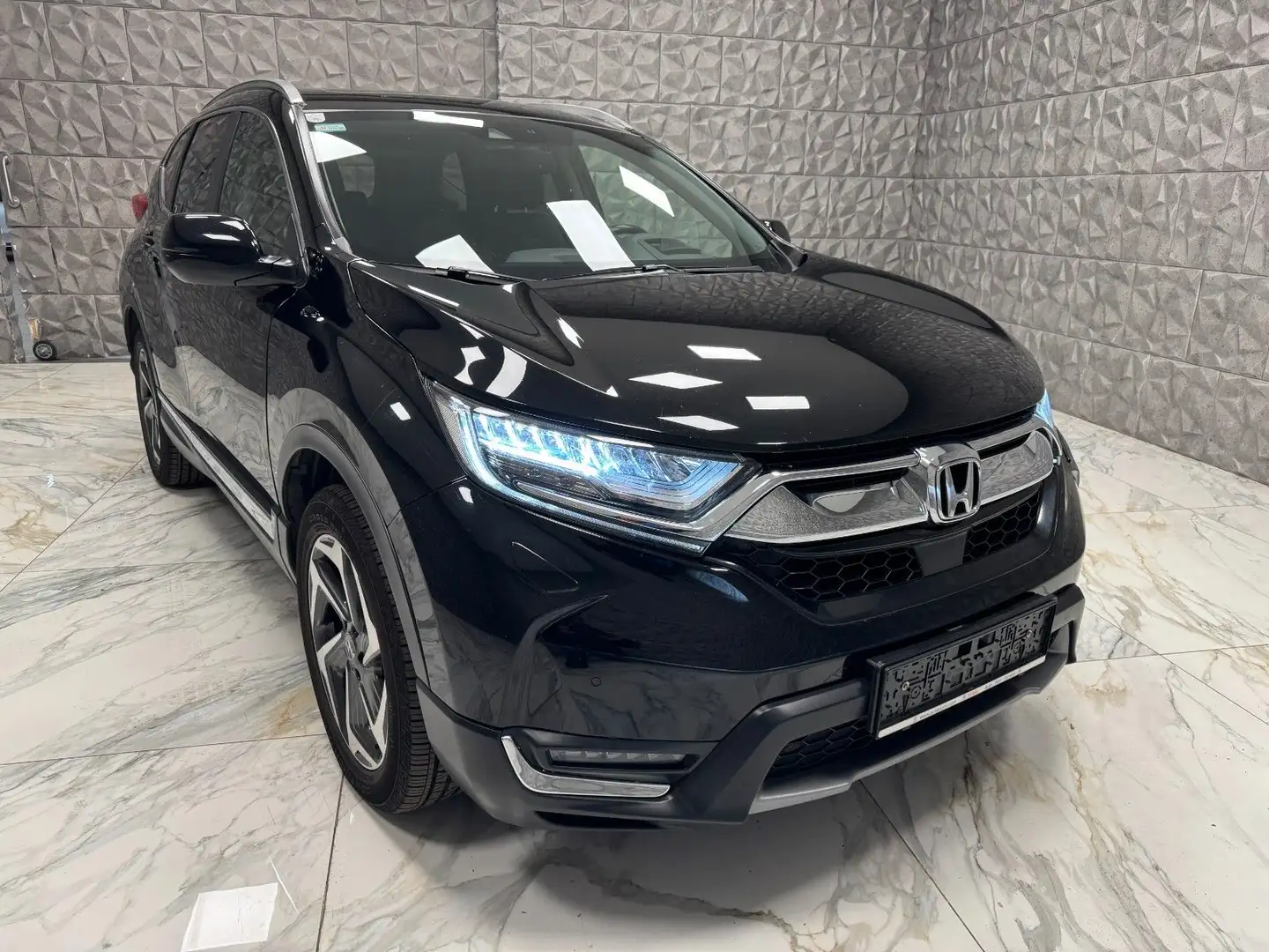 Honda CR-V 1.5 T 4WD Executive (4x4) Schwarz - 1