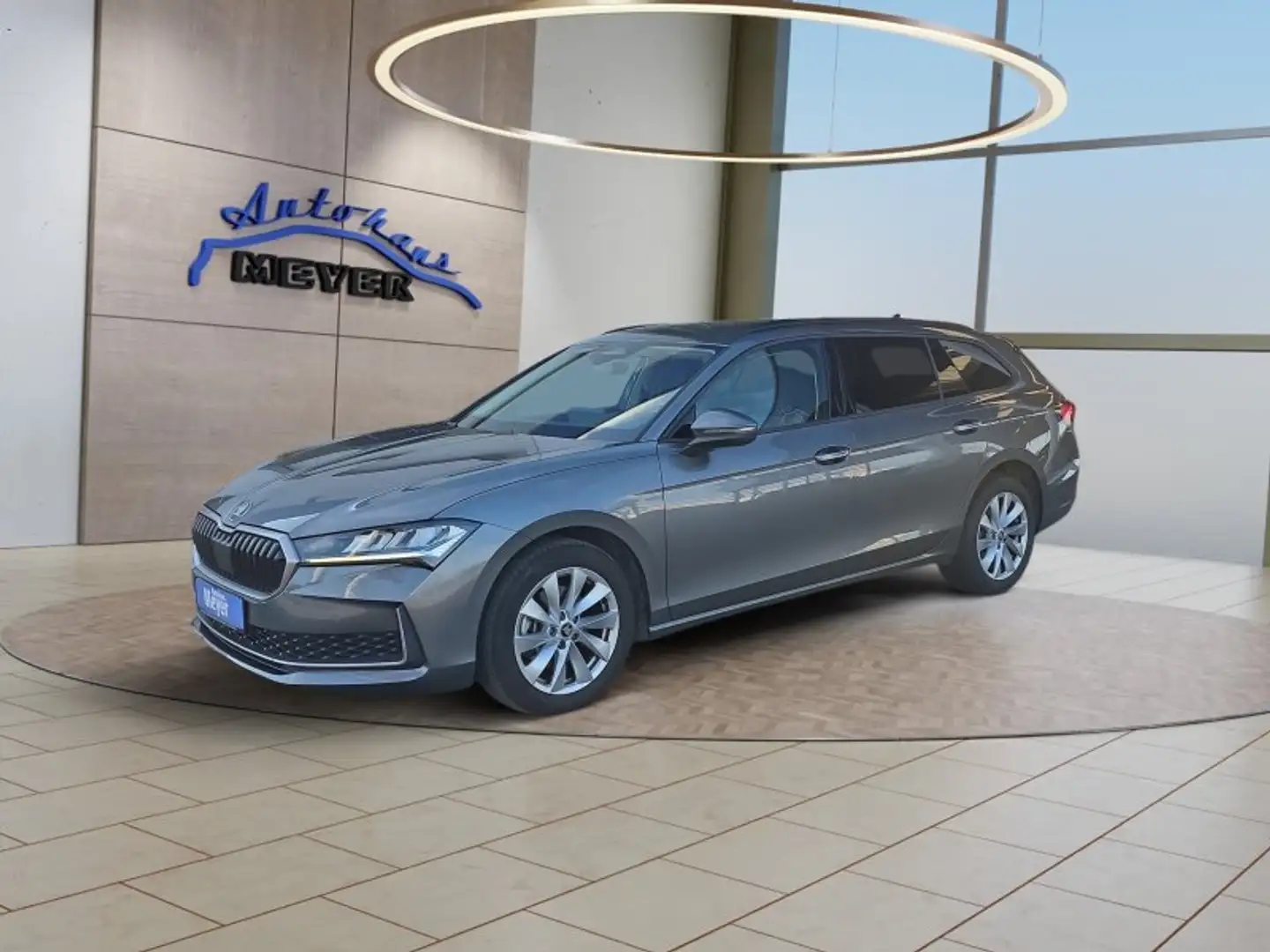 Skoda Superb Combi 2,0TDI DSG Navi/DCC/ACC/Kamera/Sitzhz.    ** Gris - 1