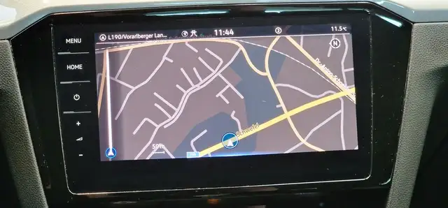 Volkswagen Passat view 15