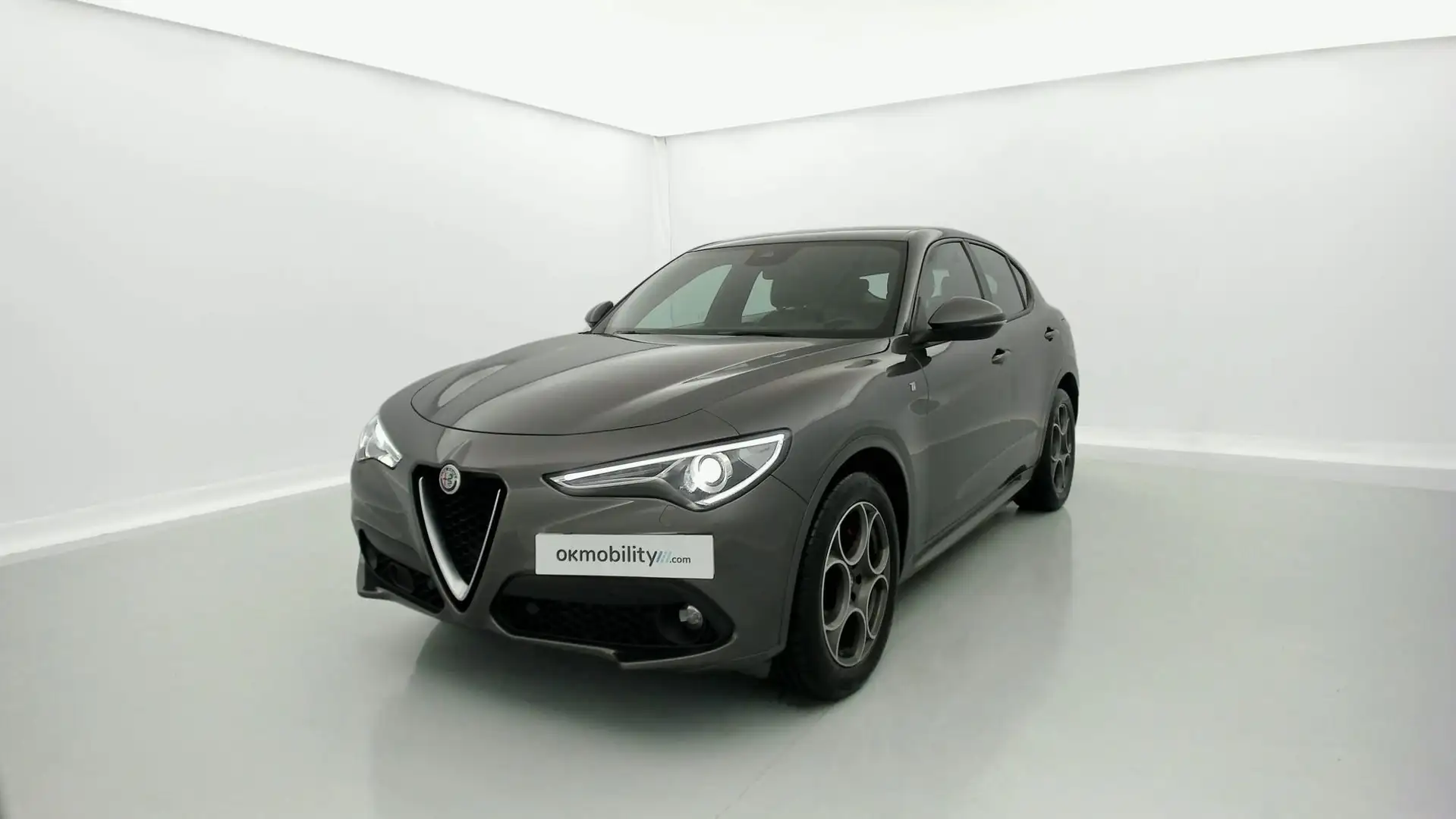 Alfa Romeo Stelvio 2.2 Villa D´Este Q4 210 Aut. Plateado - 1