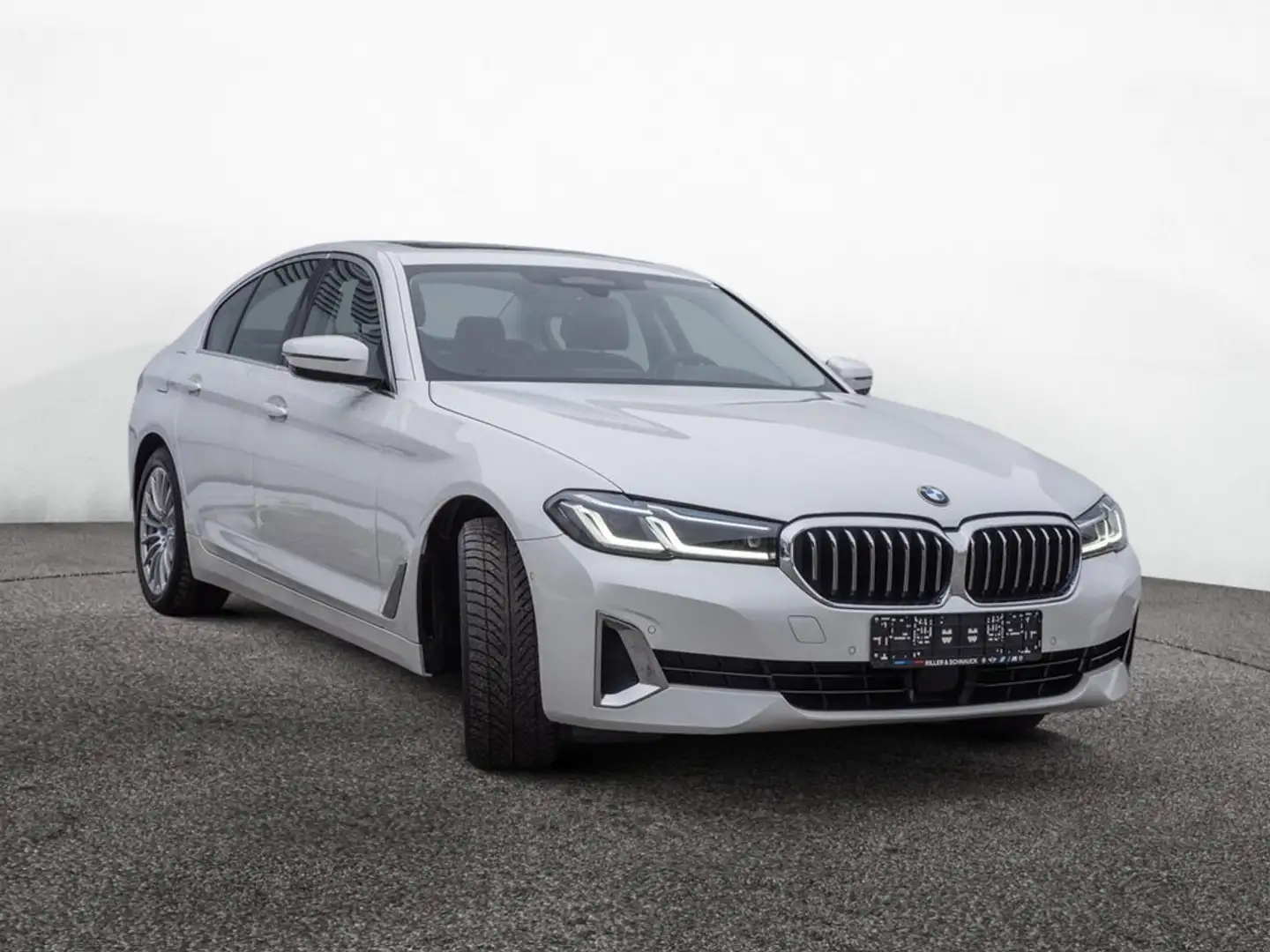 BMW 520 d Luxury Line LASER+HUD+AHK+LEDER+eGSD+ACC Weiß - 2