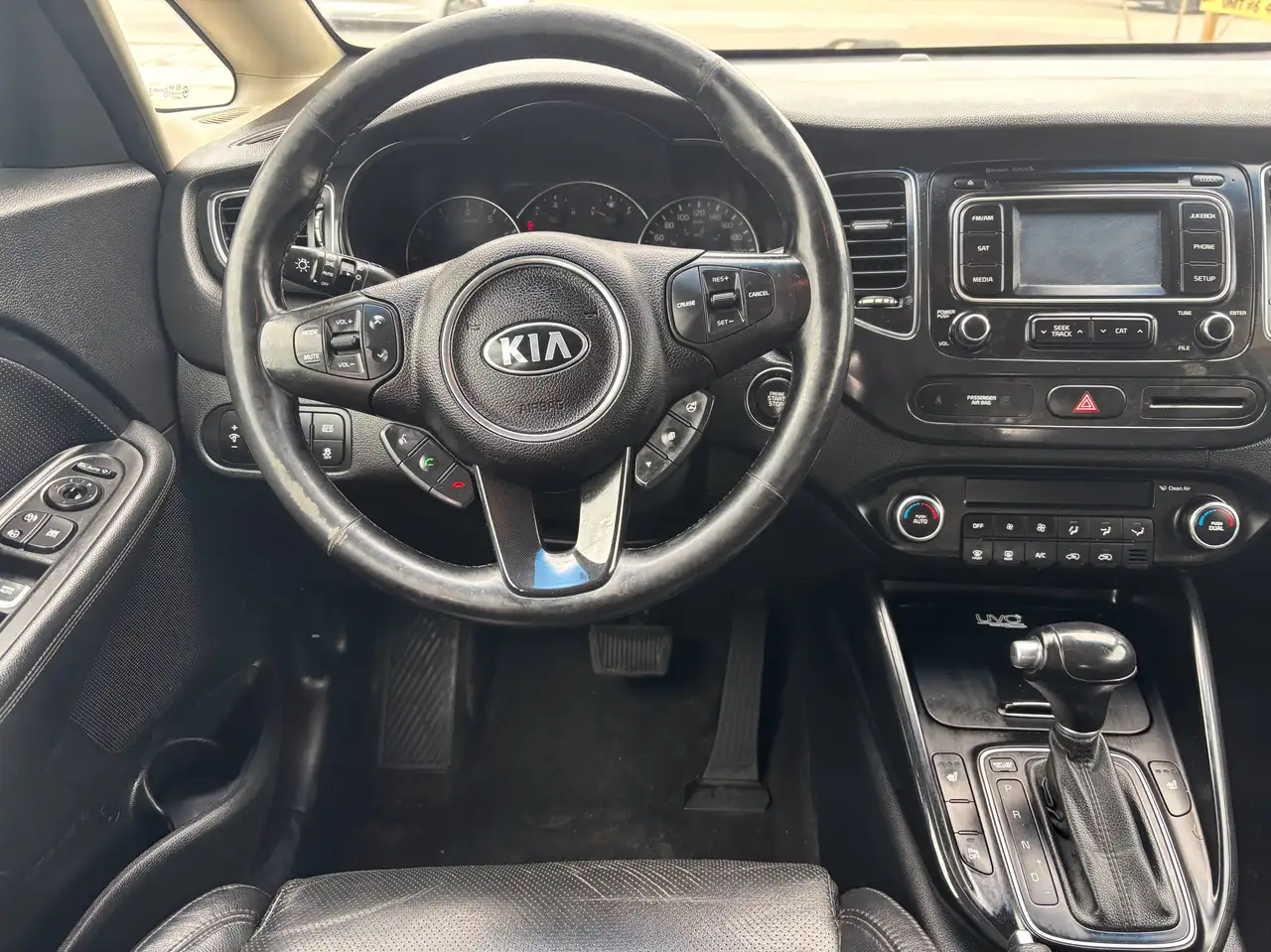 Kia Rondo fotografie Kia Rondo
