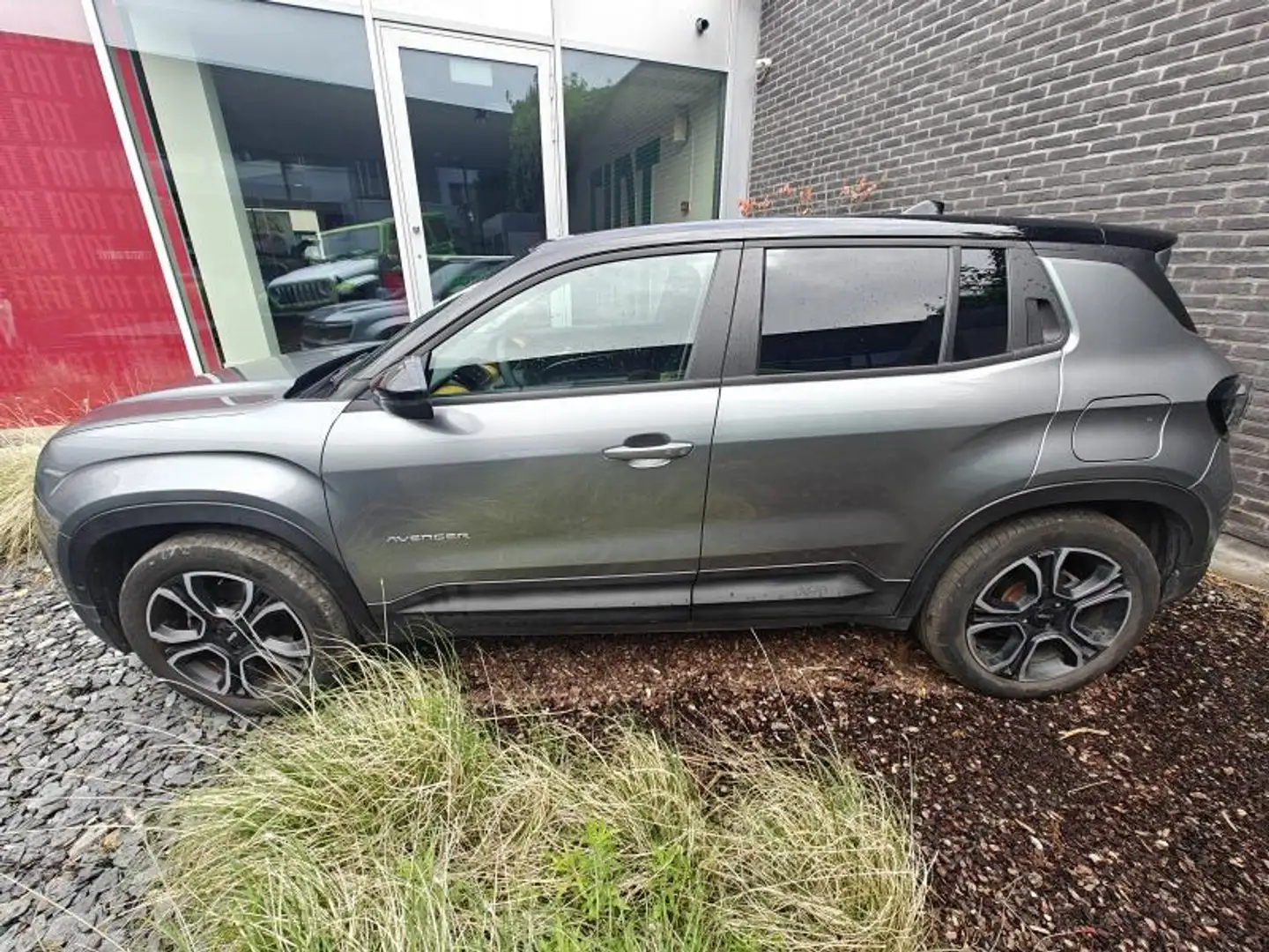 Jeep Avenger BEV First edition Grijs - 2