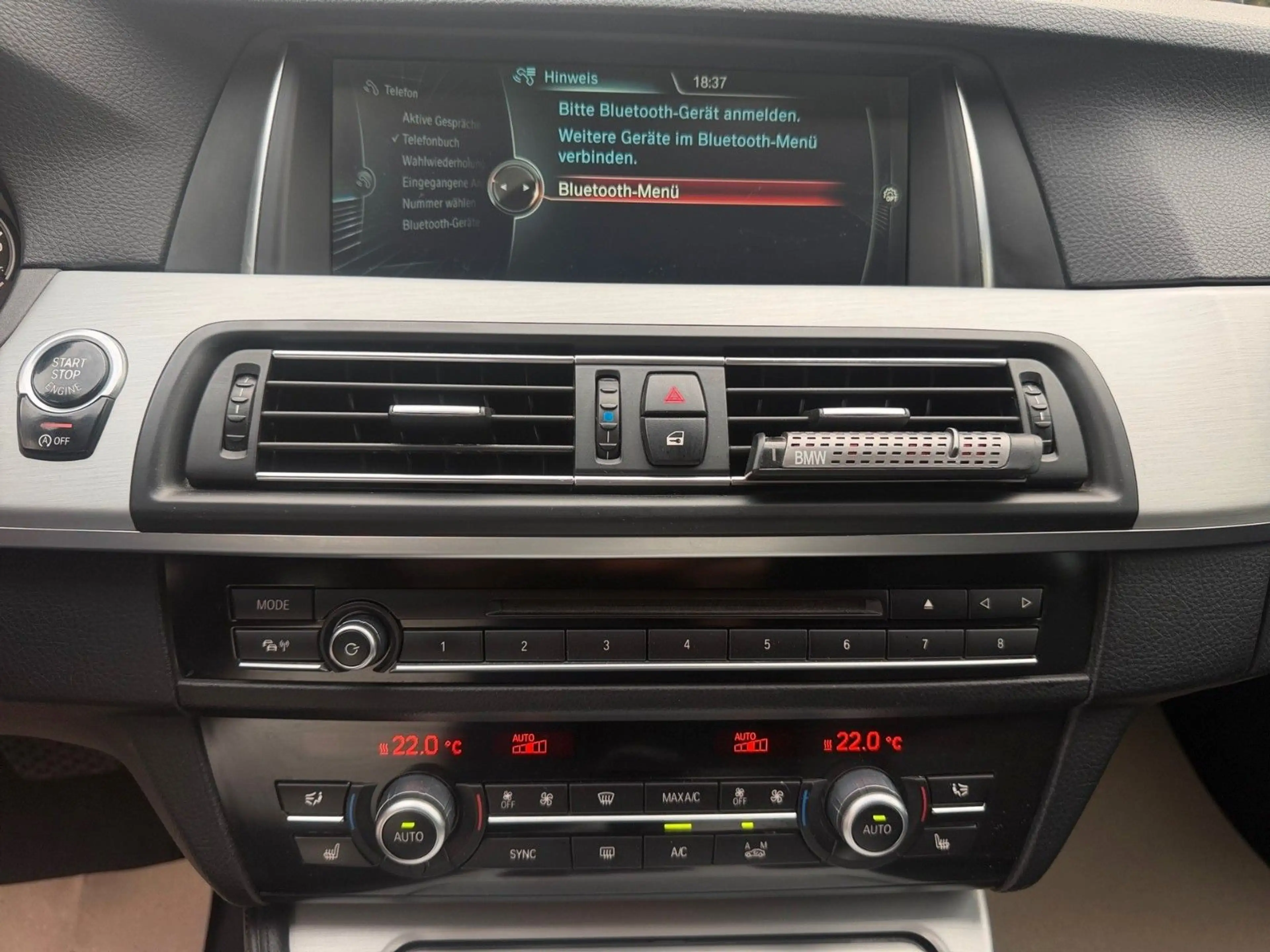 BMW 535 D X-DRIVE AUTM/PANO/AHK/NAVI/LEDER/HEAD-UP/ — photo 14