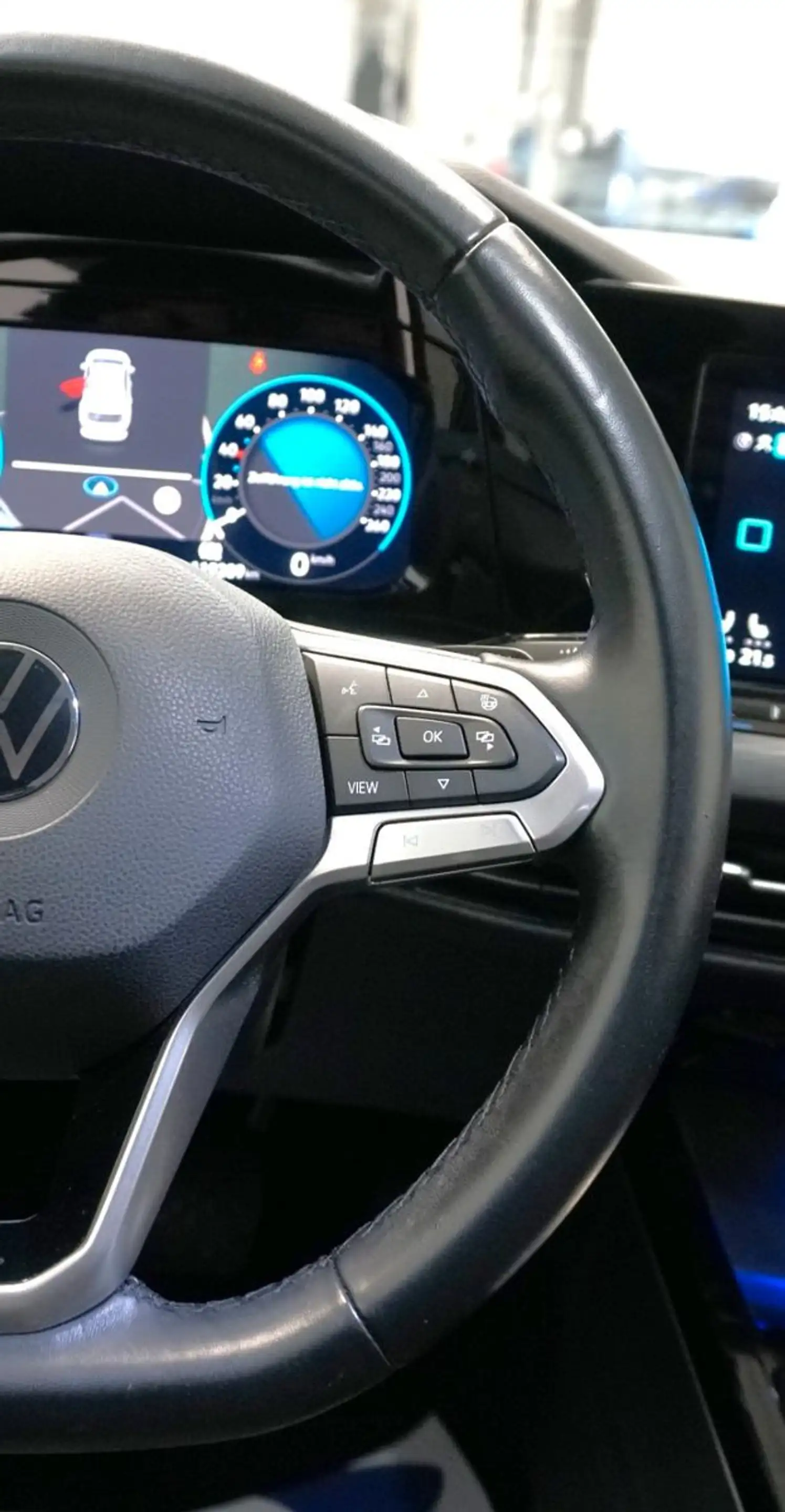 Volkswagen Golf VIII Variant Style 2.0 TDI *AHK*RFK*CARPLAY — photo 12