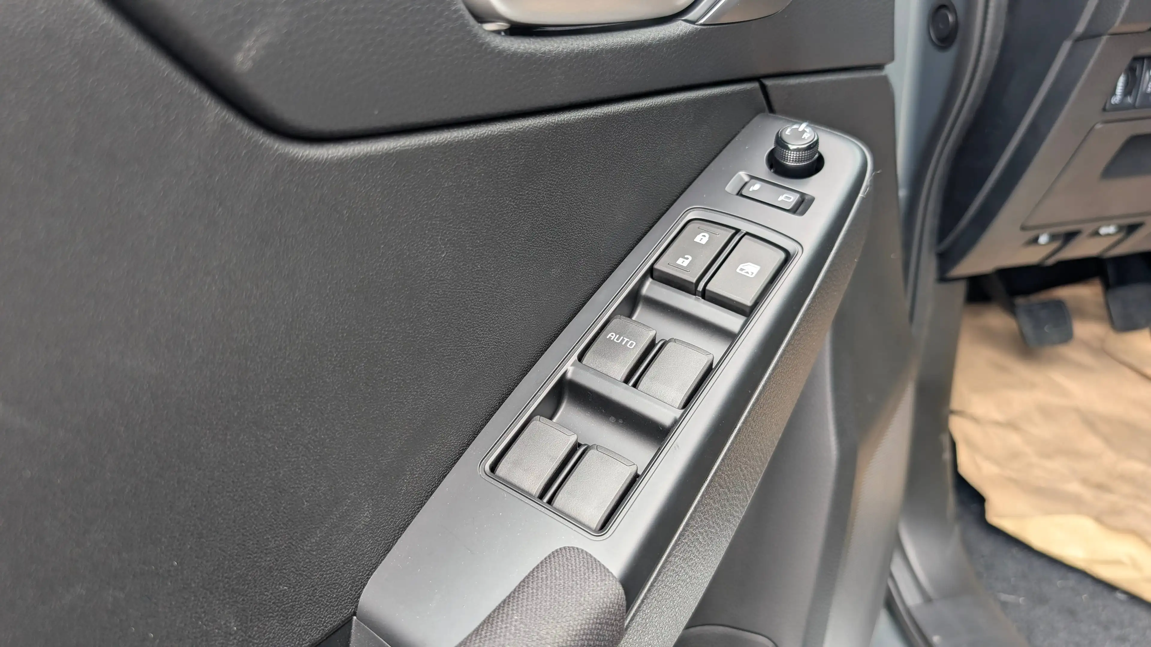 Isuzu D-Max D-Max 2.2 SCHALTER Double Cab 4WD LS — photo 15