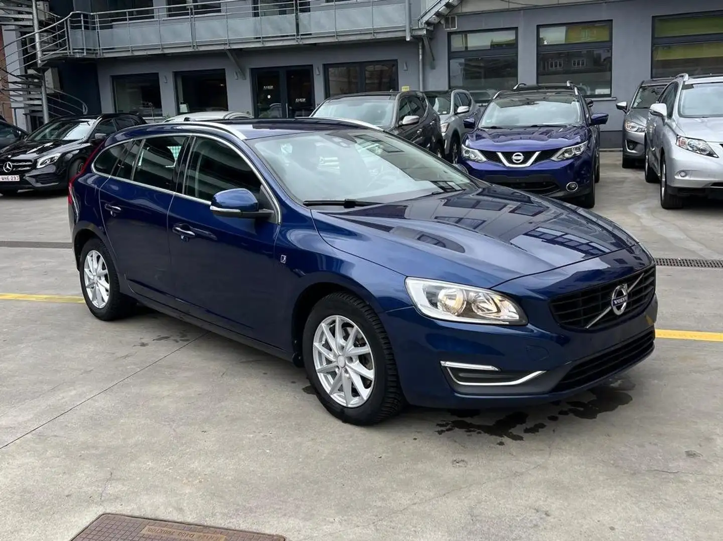 Volvo V60 V60 2.0 D2 Bleu - 1