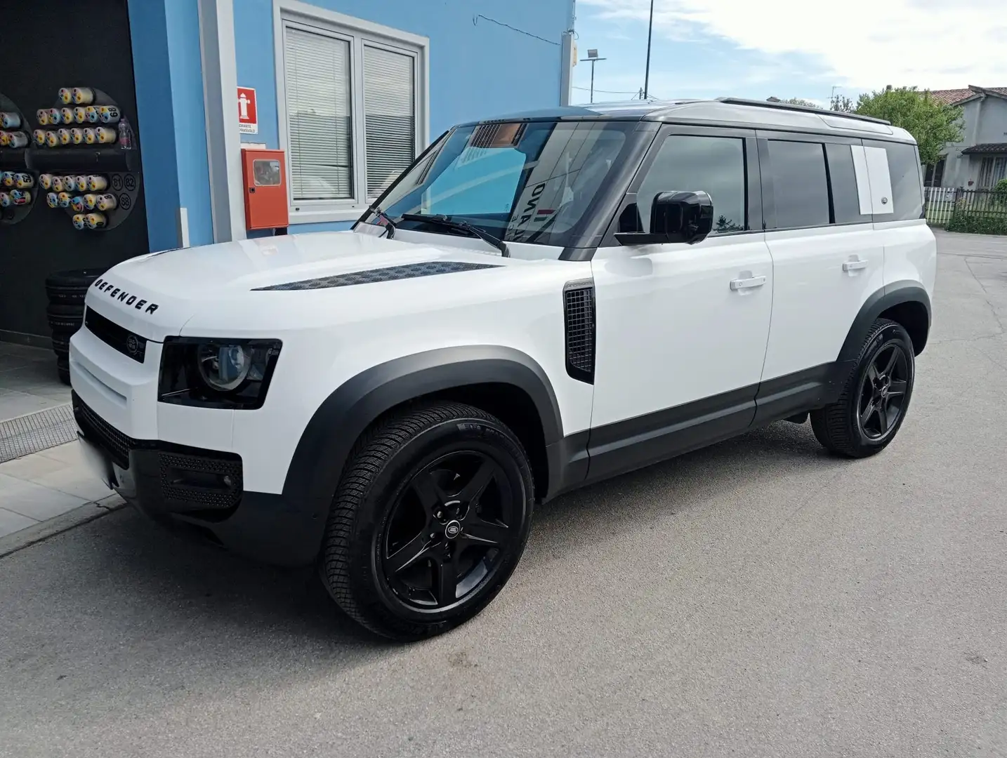 Land Rover Defender 2020 110 3.0d i6 mhev SE awd 200cv auto Bianco - 1