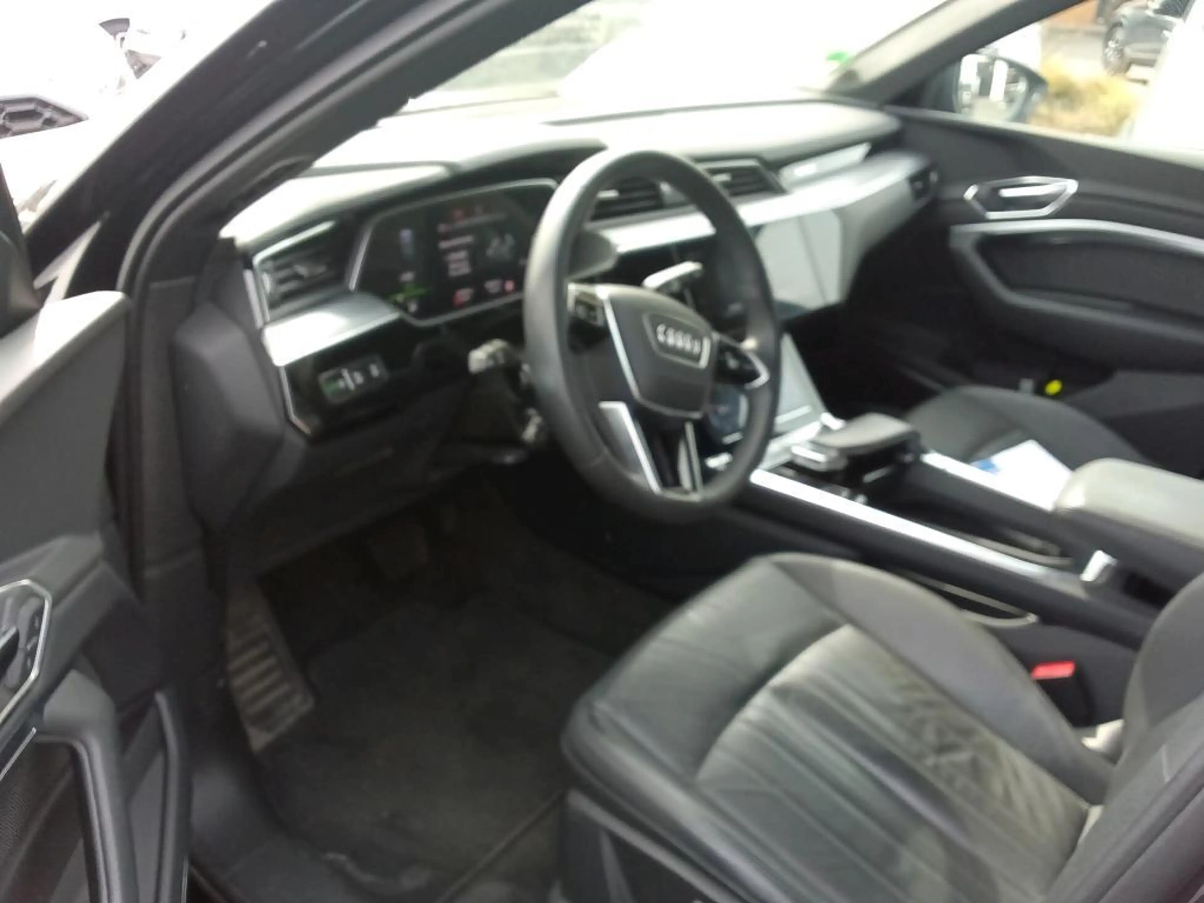 Audi e-tron 55 Q ADVANCED BLACK MATRIX/ACC/HuD/360° — photo 11