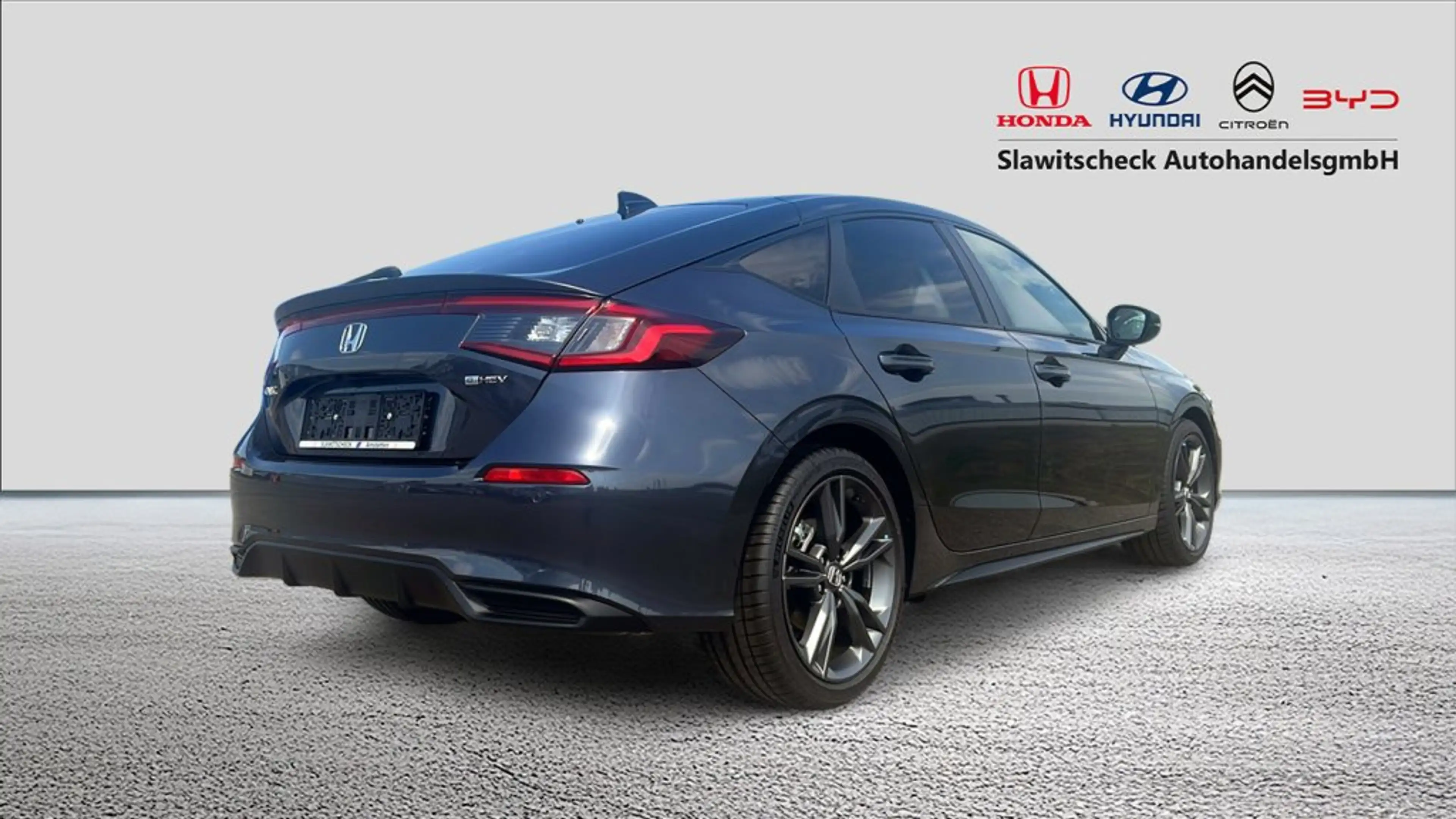 Honda Civic e:HEV 2.0 AT Sport — photo 5