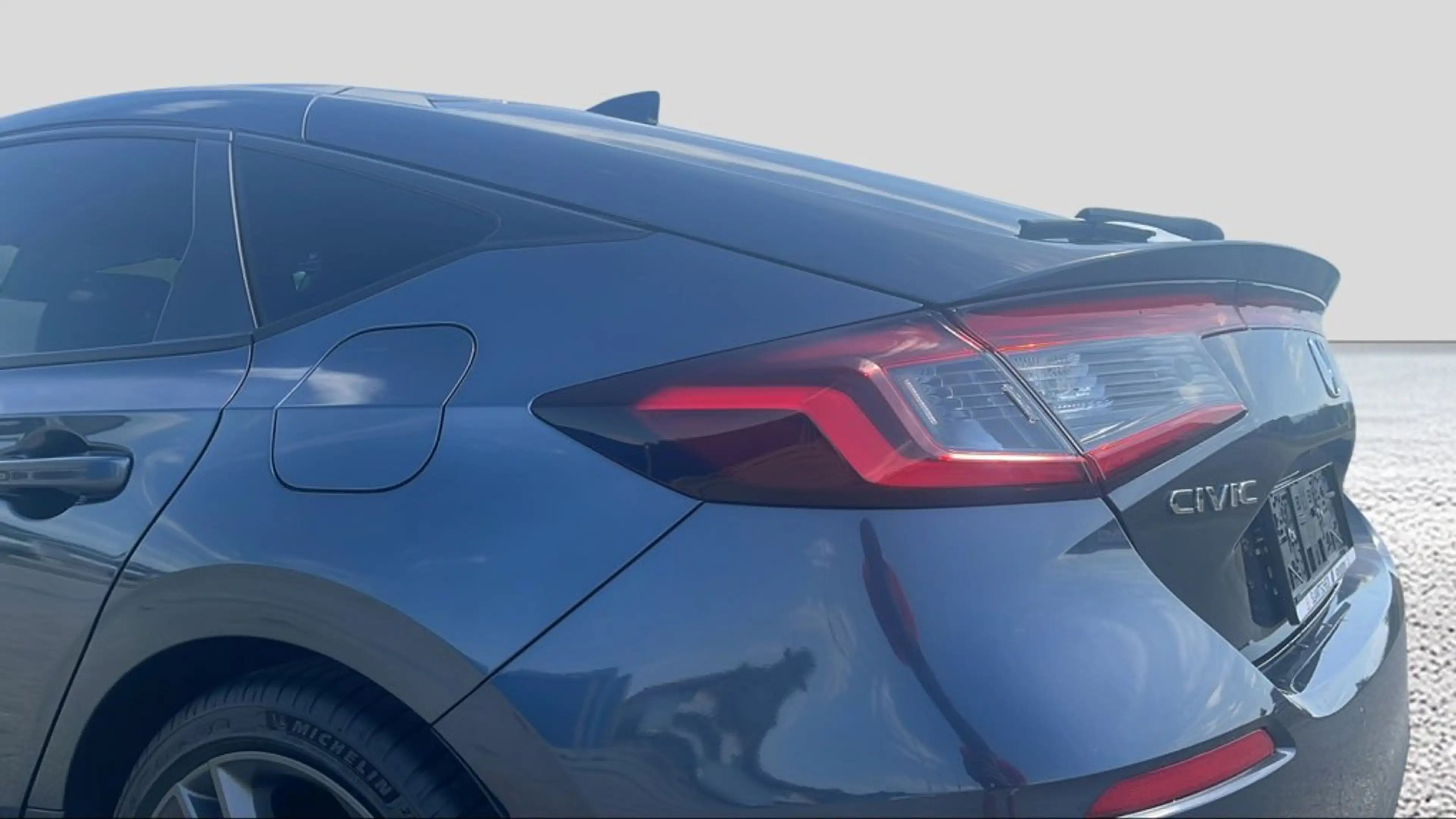 Honda Civic e:HEV 2.0 AT Sport — photo 13