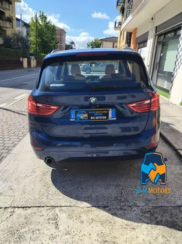BMW 2 Series view 6