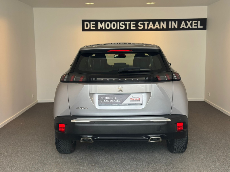 Peugeot 2008 1.2 PureTech Active — photo 10