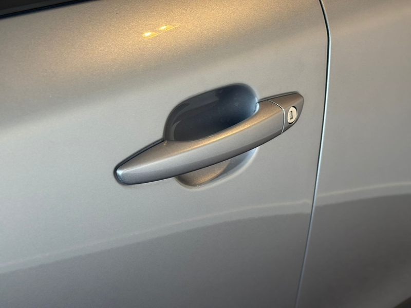 Peugeot 2008 1.2 PureTech Active — photo 6