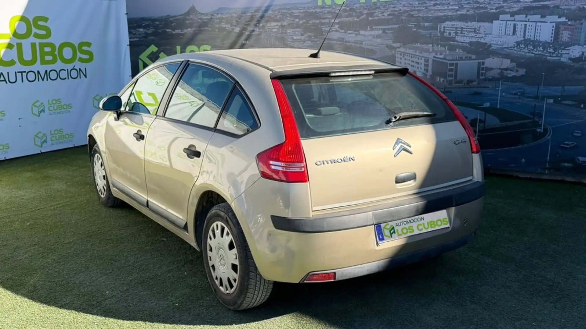 Citroen C4 1.6i 16v Exclusive Braun - 2