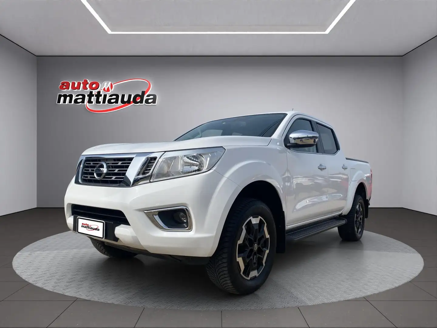 Nissan Navara Navara 2.3 dci d.cab N-Connecta 4wd 163cv my19 Bianco - 1
