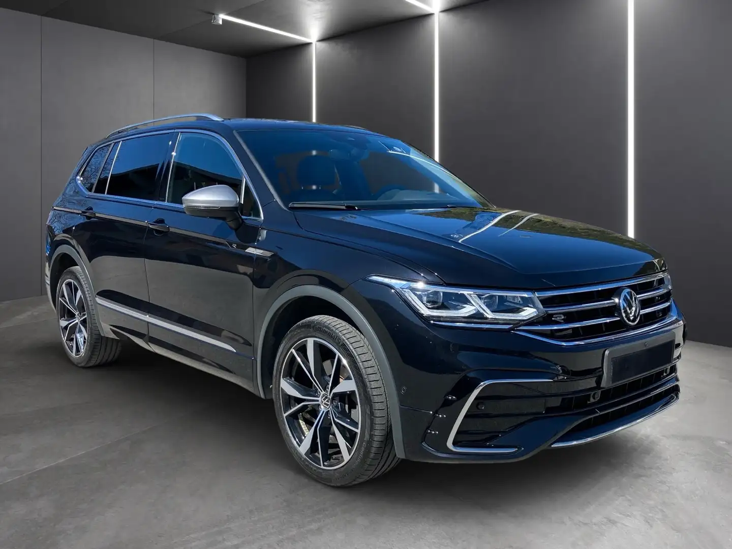 Volkswagen Tiguan Allspace R-Line 4Motion Noir - 2