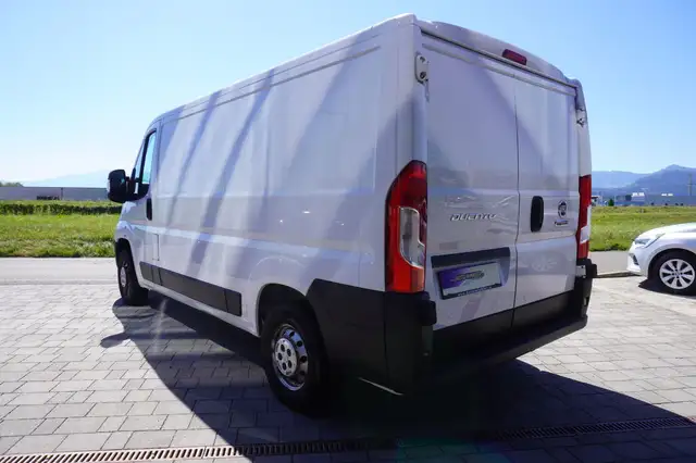 Fiat Ducato view 4