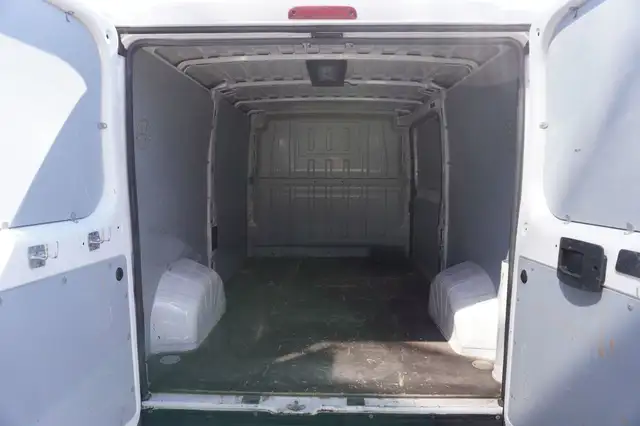 Fiat Ducato view 11