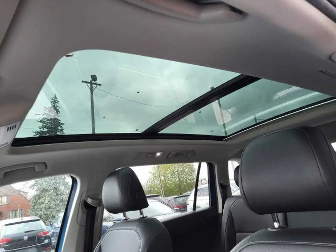 Volkswagen Tiguan снимка Volkswagen Tiguan