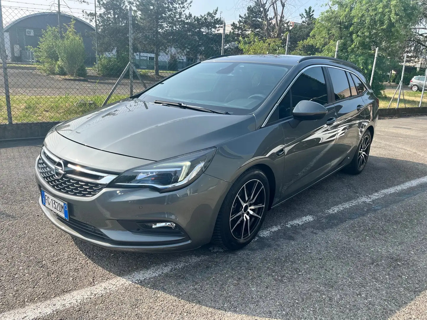 Opel Astra Sports Tourer 1.6 cdti Business 95cv Grey - 2