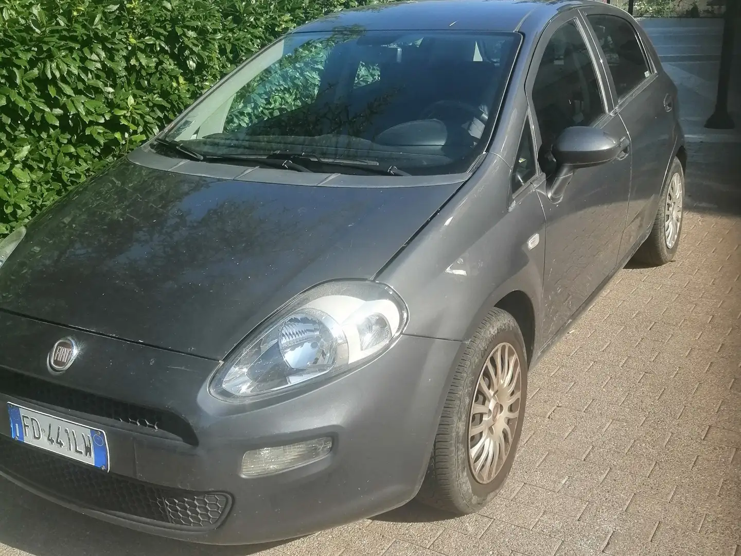 Fiat Grande Punto Punto III 2012 5p 1.2 Young c/navi,radio Szürke - 1