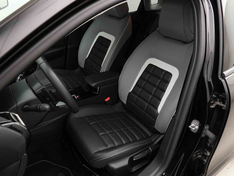 Citroen C4 X 1.2 T 130 AUT MAX | GPS | Camera | Alu18 — photo 7