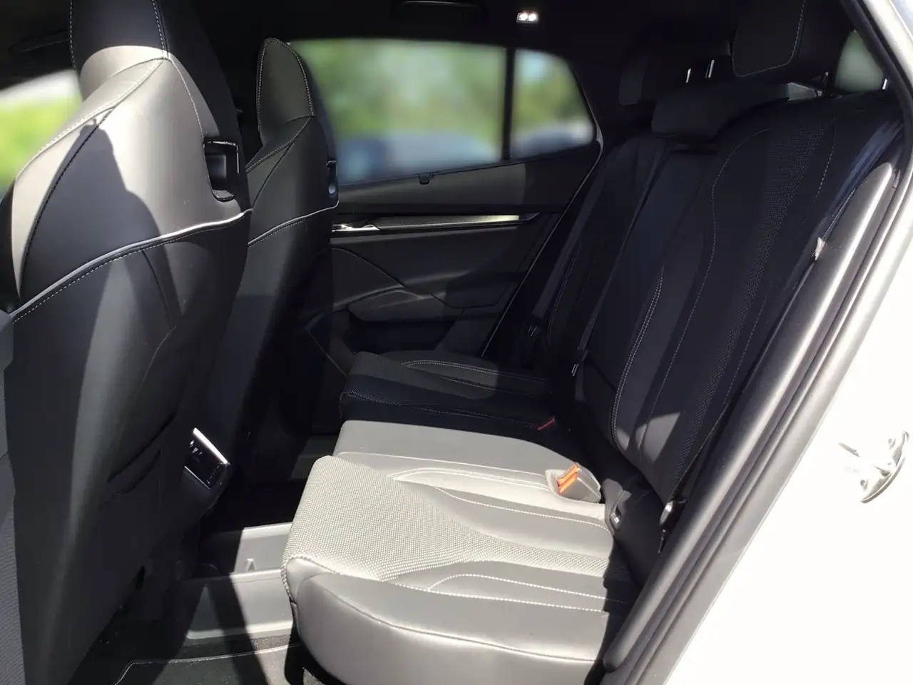 Skoda Enyaq Coupé 85x RS +WÄPU +AHK +PANO +CANTON +360° +MATR, миниатюра 15
