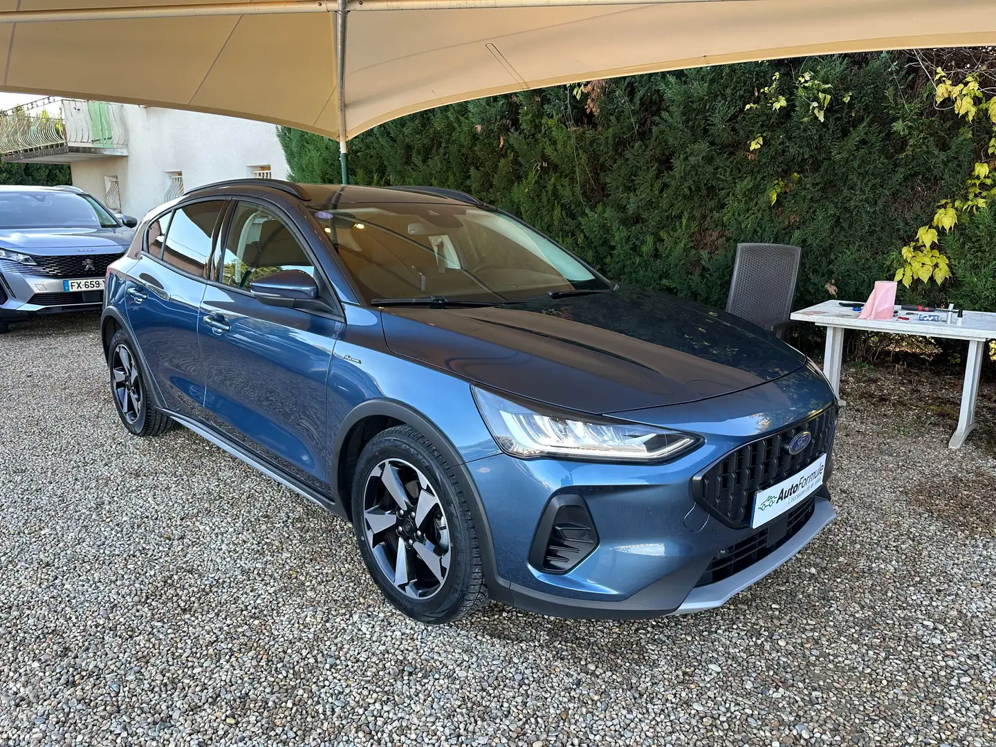 Ford Focus 1.0 Flexifuel 125ch mHEV 125ch Active Boite auto Bleu - 1