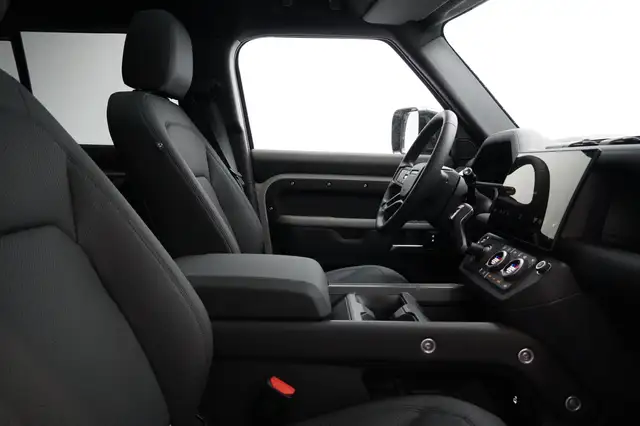 Land Rover Defender Defender 110 PHEV X-Dynamic SE Head-Up Ansicht 25