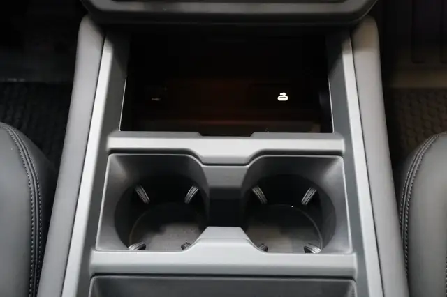 Land Rover Defender Defender 110 PHEV X-Dynamic SE Head-Up Ansicht 38