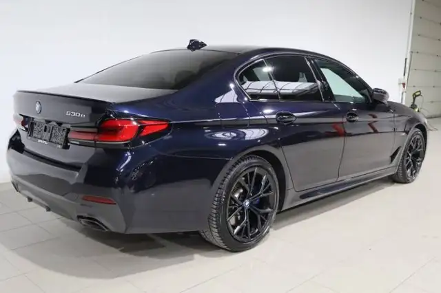 BMW M view 8