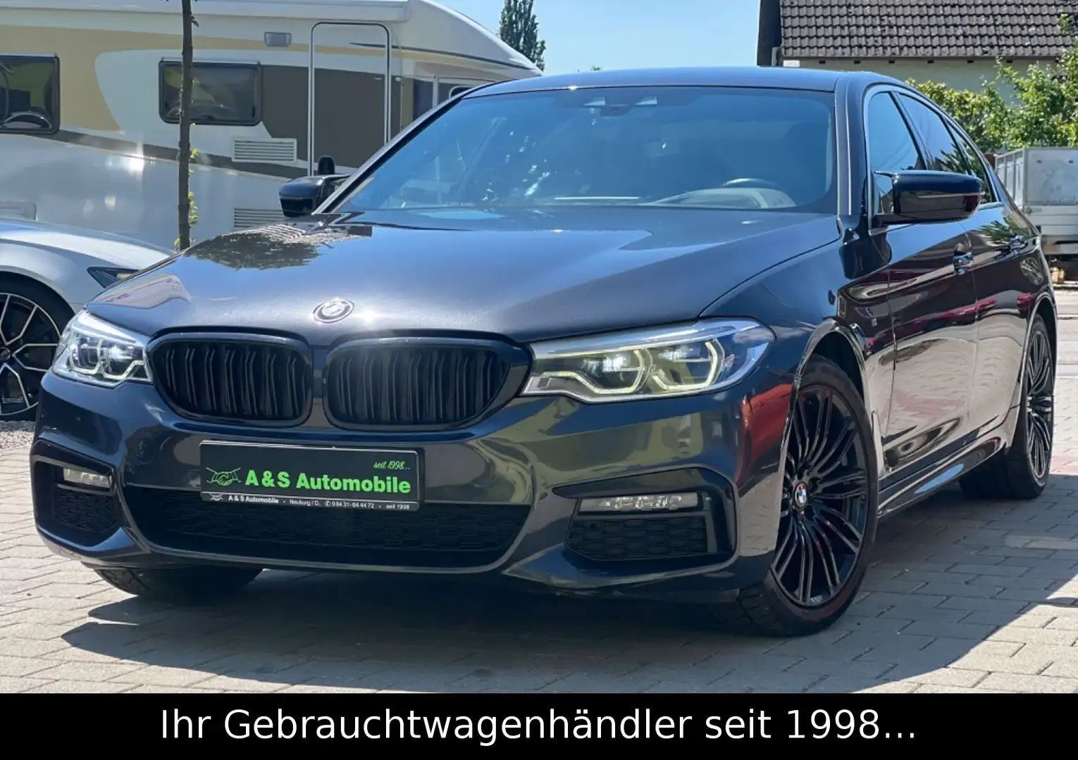 BMW 520 i M Sport-Paket *SHADOW/LED/KAMERA/HEAD UP* Gris - 1