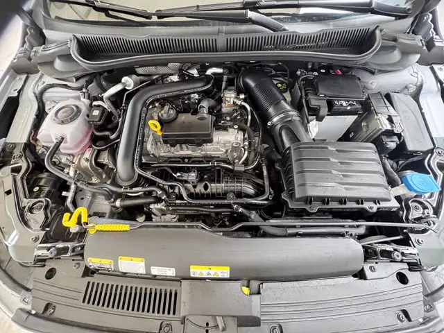 Volkswagen Polo view 13