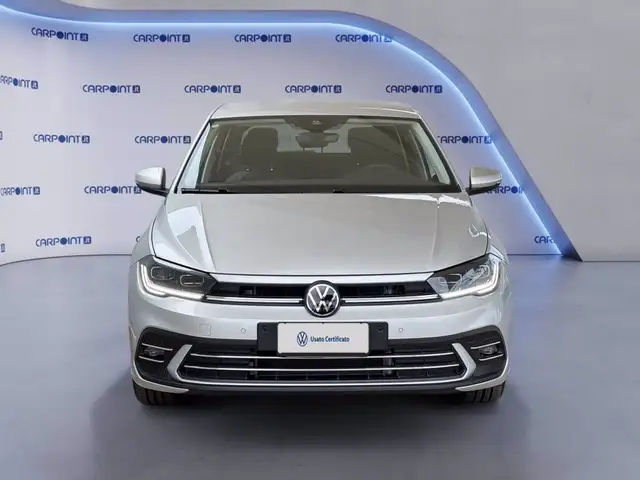 Volkswagen Polo view 3