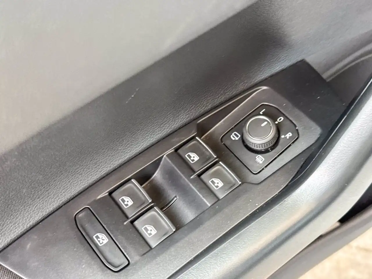Volkswagen Polo 1.0 tsi style 95cv, миниатюра 20